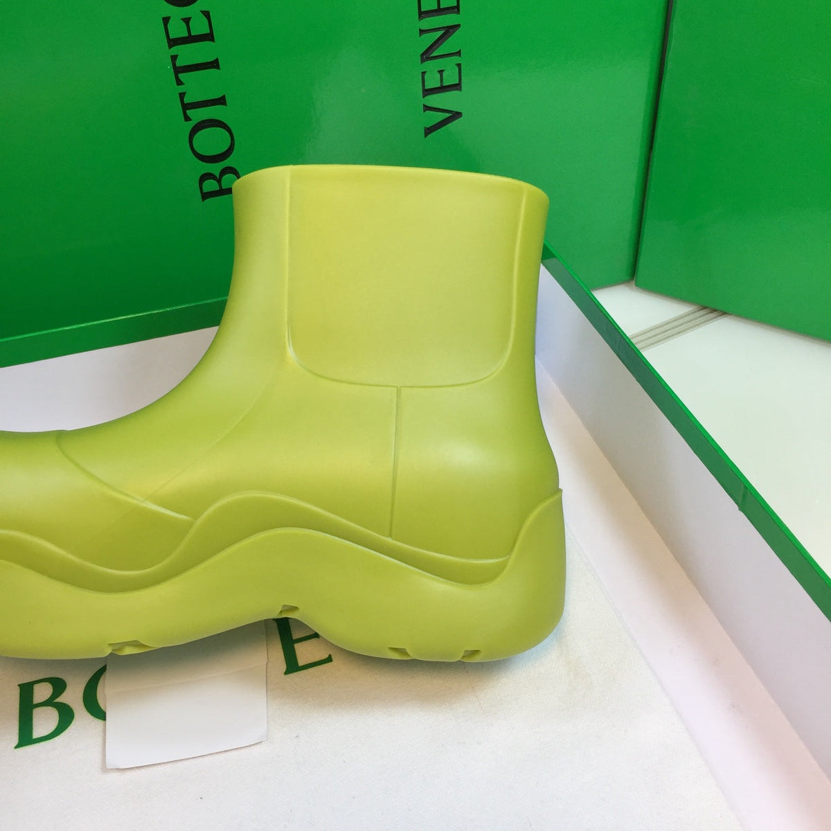 PUDDLE ANKLE BOOT IN OLIVE GREEN RUBBER