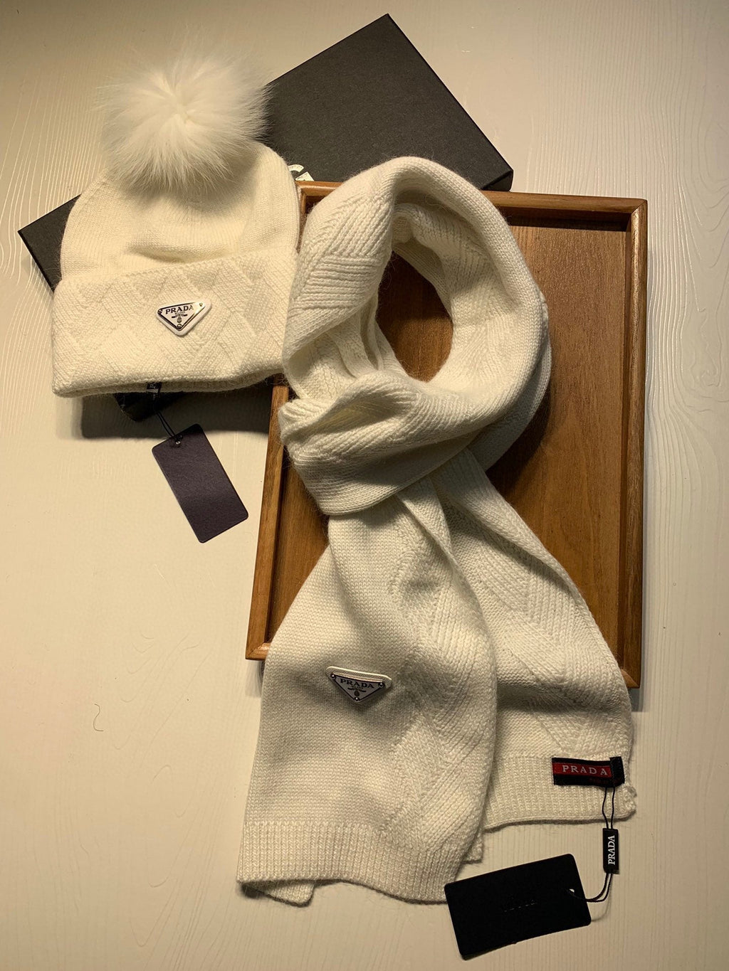 SET SCARF AND HAT IN WHITE WOOL AND RABBIT FUR 416368