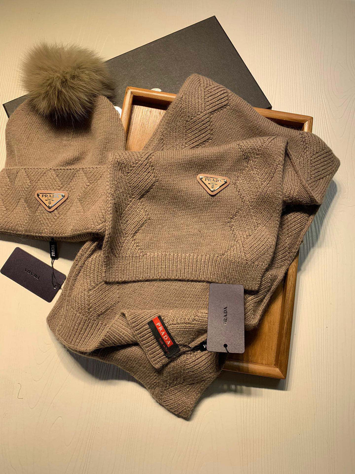 SET SCARF AND HAT IN MEDIUM BROWN WOOL AND RABBIT FUR 416364
