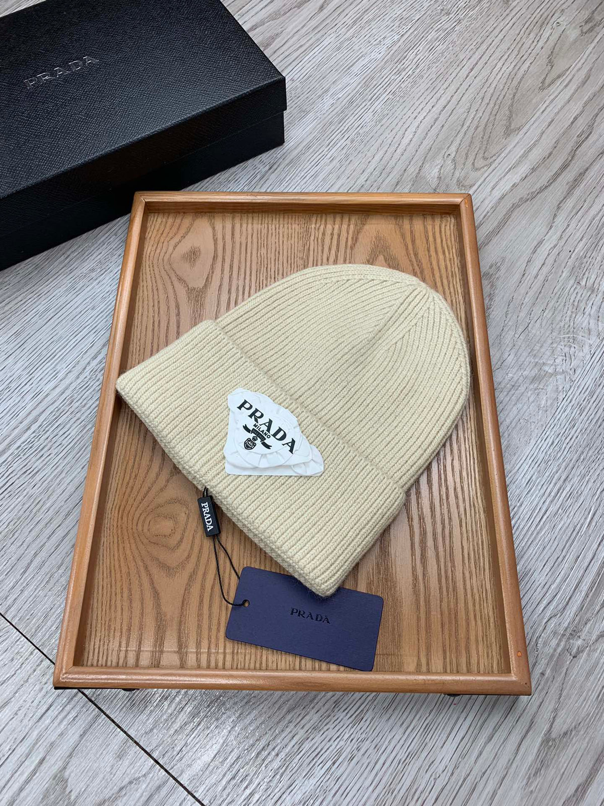 BEANIE HAT IN BISQUE BEIGE WOOL 431355