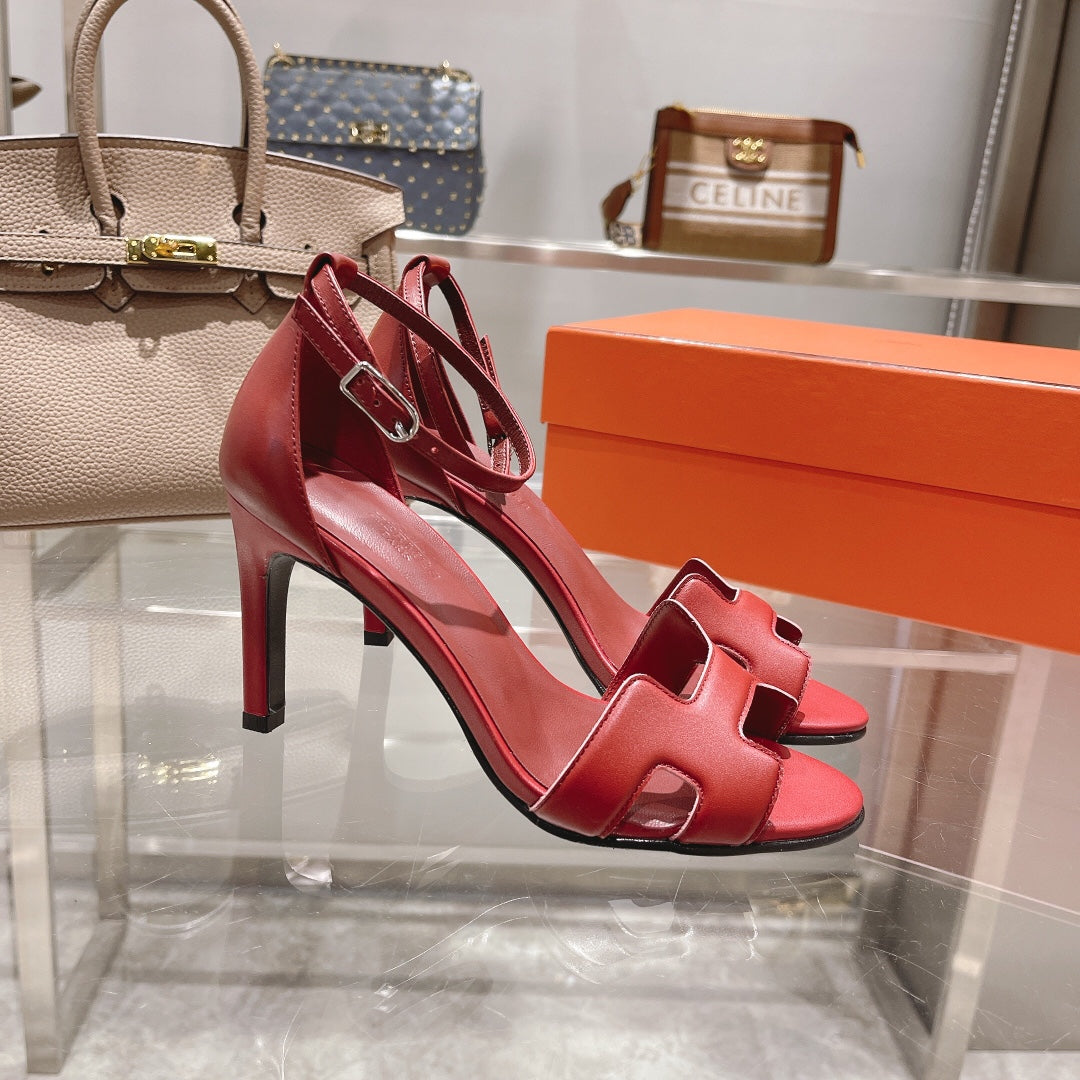 PREMIERE 105 SANDAL IN CHERRY RED CALFSKIN