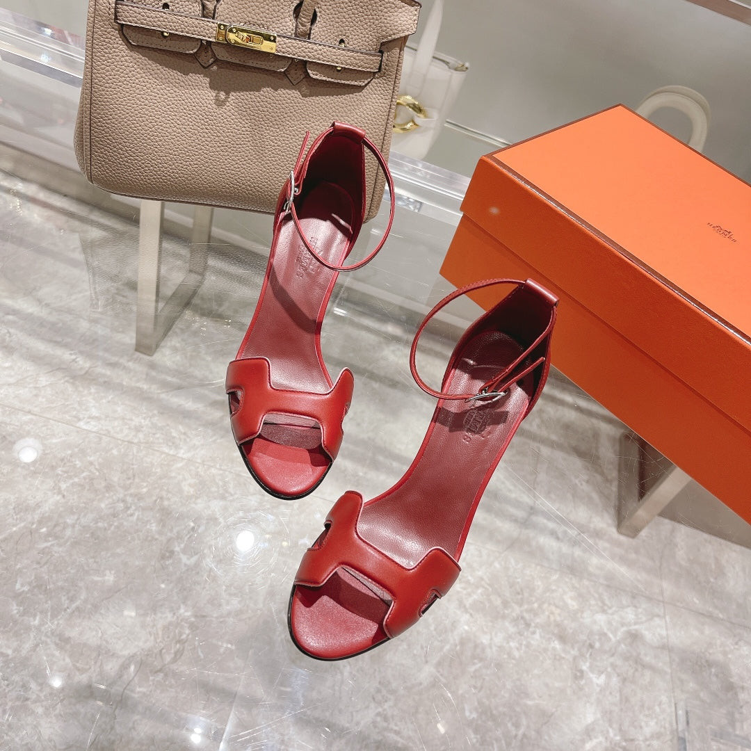 PREMIERE 105 SANDAL IN CHERRY RED CALFSKIN