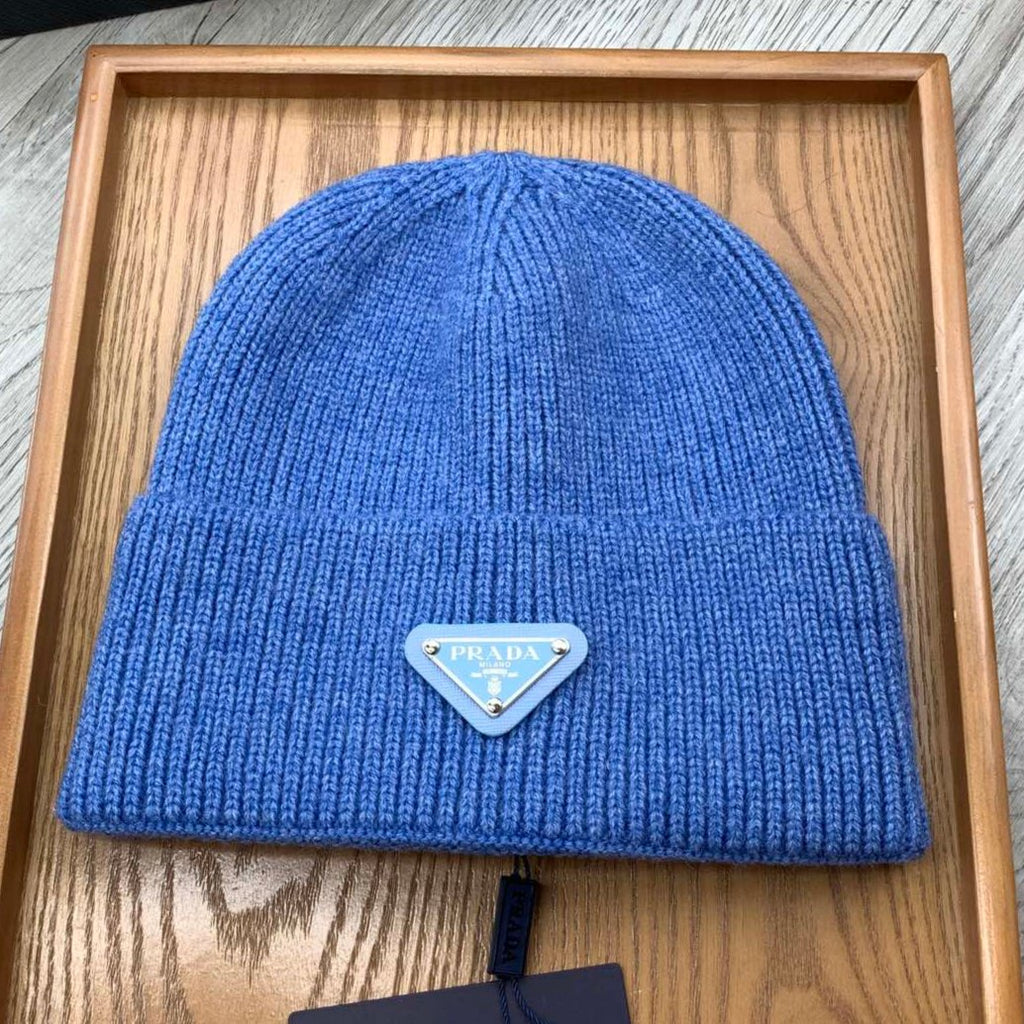 BEANIIE HAT IN SAPPHIRE BLUE WOOL 335031