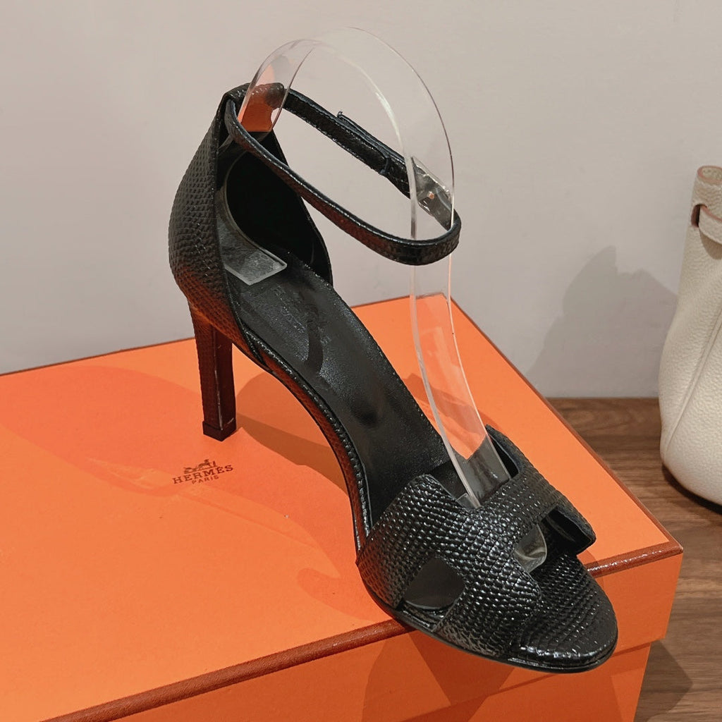 PREMIERE 105 SANDAL IN BLACK GRAINED CALFSKIN