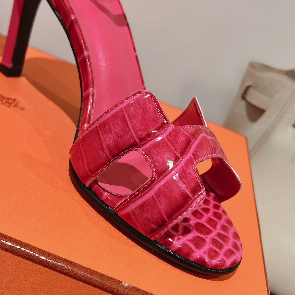 PREMIERE 105 SANDAL IN WATERMELON PINK CROCODILE LEATHER