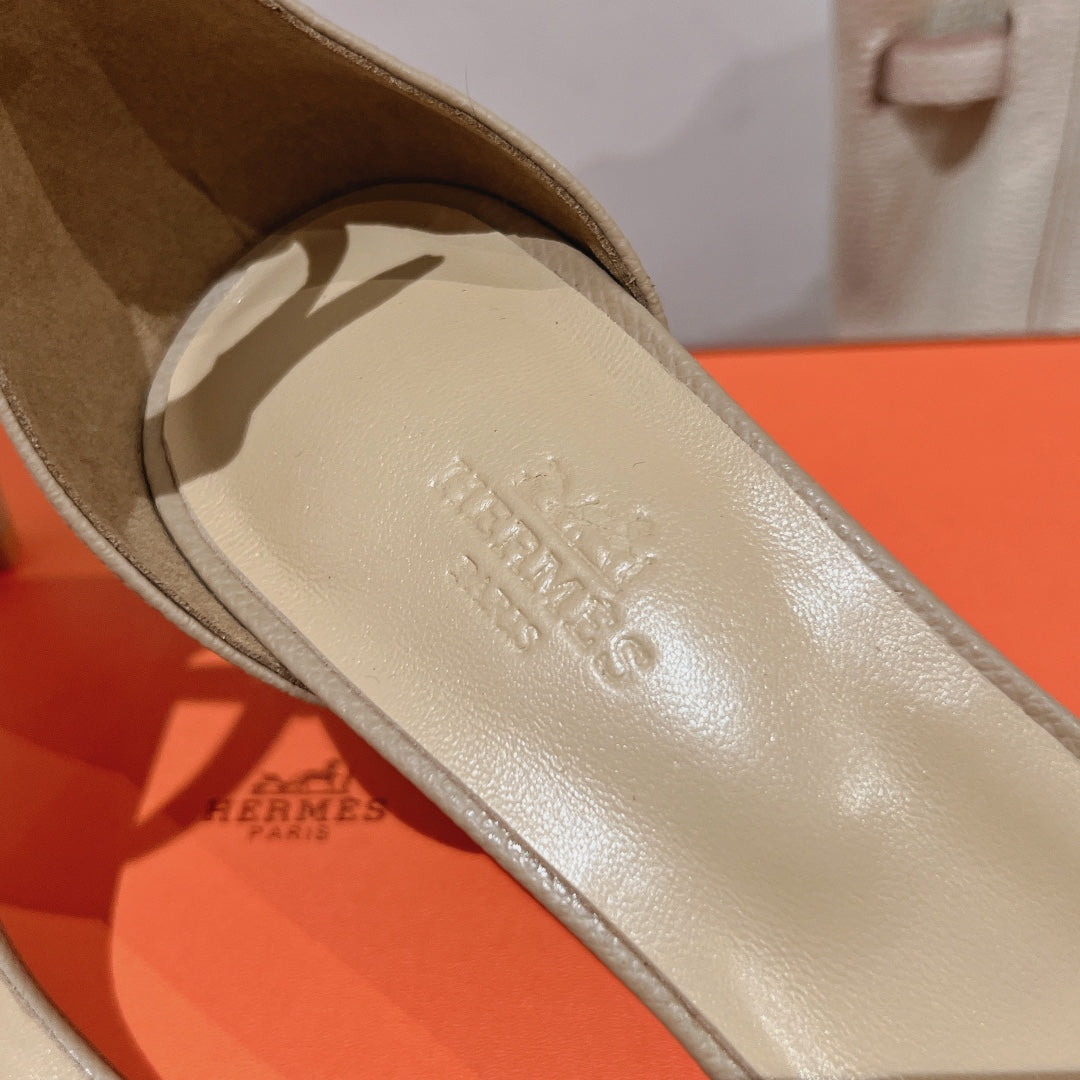 PREMIERE 70 SANDAL IN SAND BROWN CALFSKIN