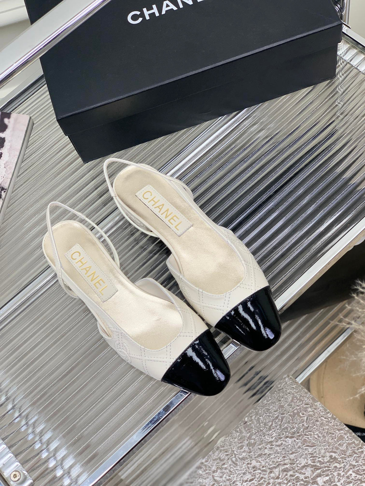 SLINGBACKS 20 WHITE MIX BLACK CALFSKIN