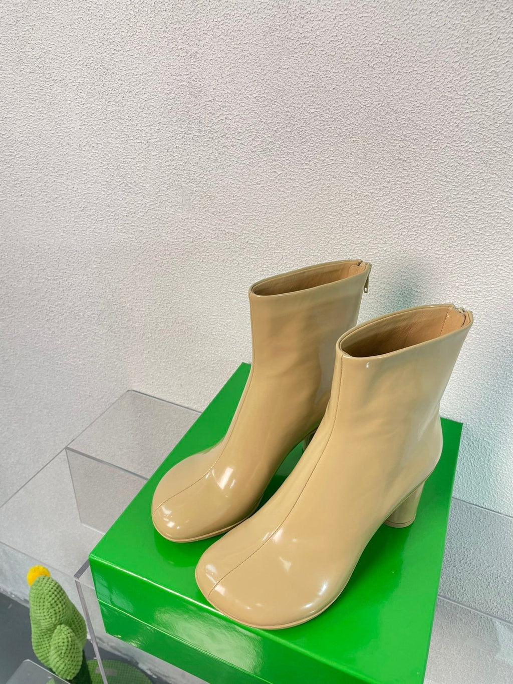 ATOMIC ANKLE BOOT IN KHAKI TAN CALFSKIN 75 MM