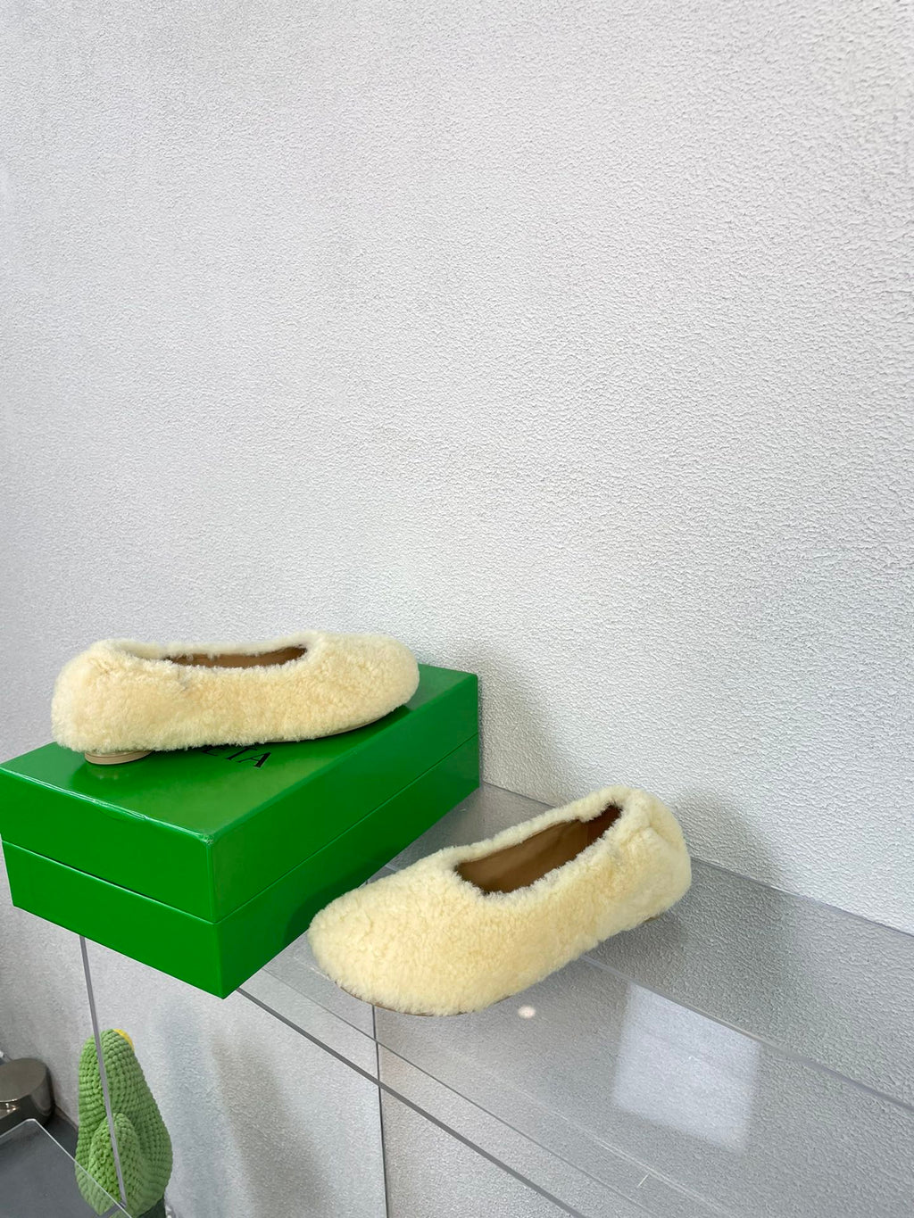 ATOMIC SHEARLING BALLERINA FLATS LIGHT YELLOW