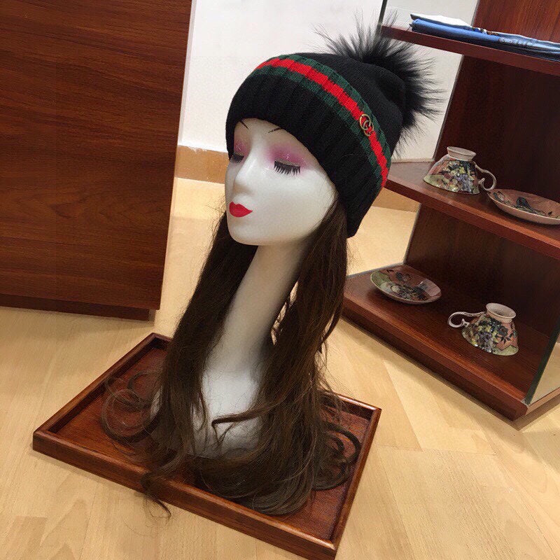 SET SCARF AND HAT IN BLACK WOOL AND CASHMERE 945027