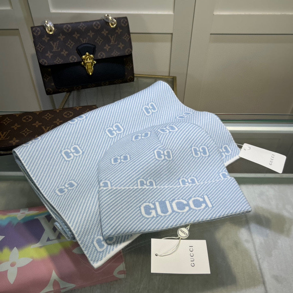 SET SCARF AND HAT IN LIGHT BLUE MIX WHITE WOOL AND CASHMERE 946331