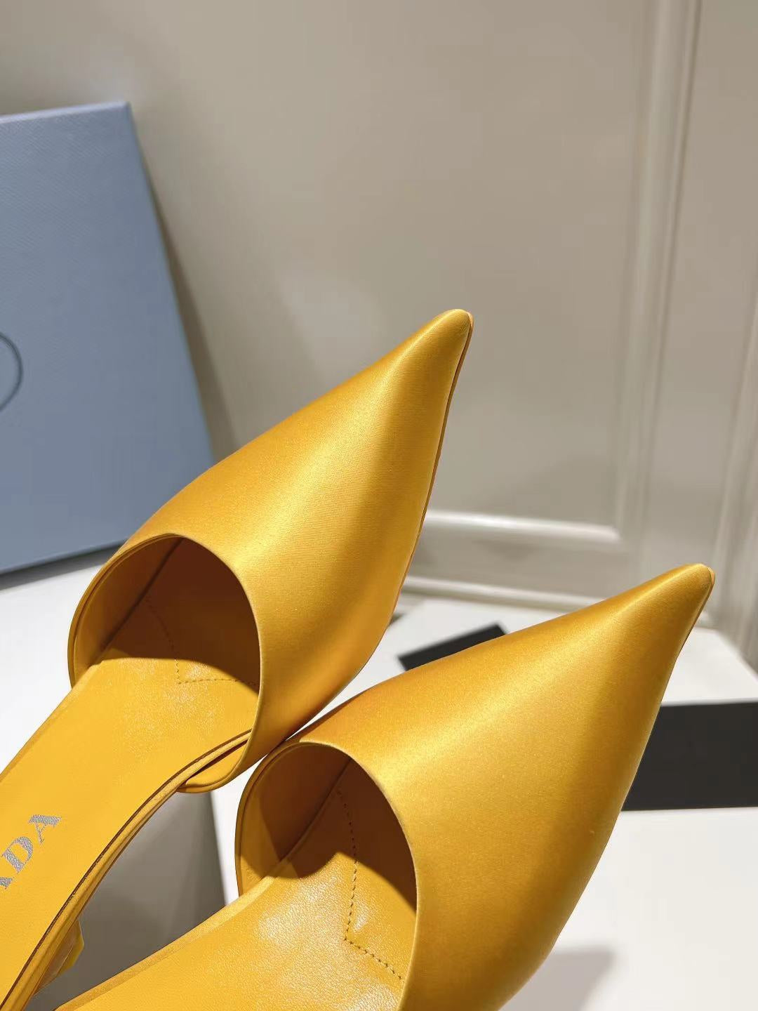 PRA POINTED-TOE MULES YELLOW SATIN
