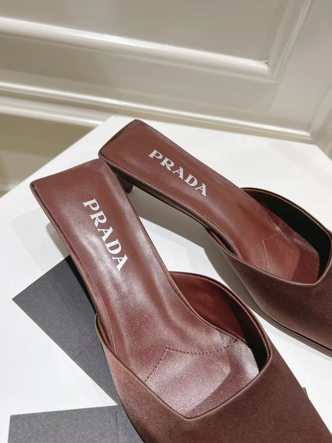 PRA SQUARE TOE MULES CHOCOLATE SATIN