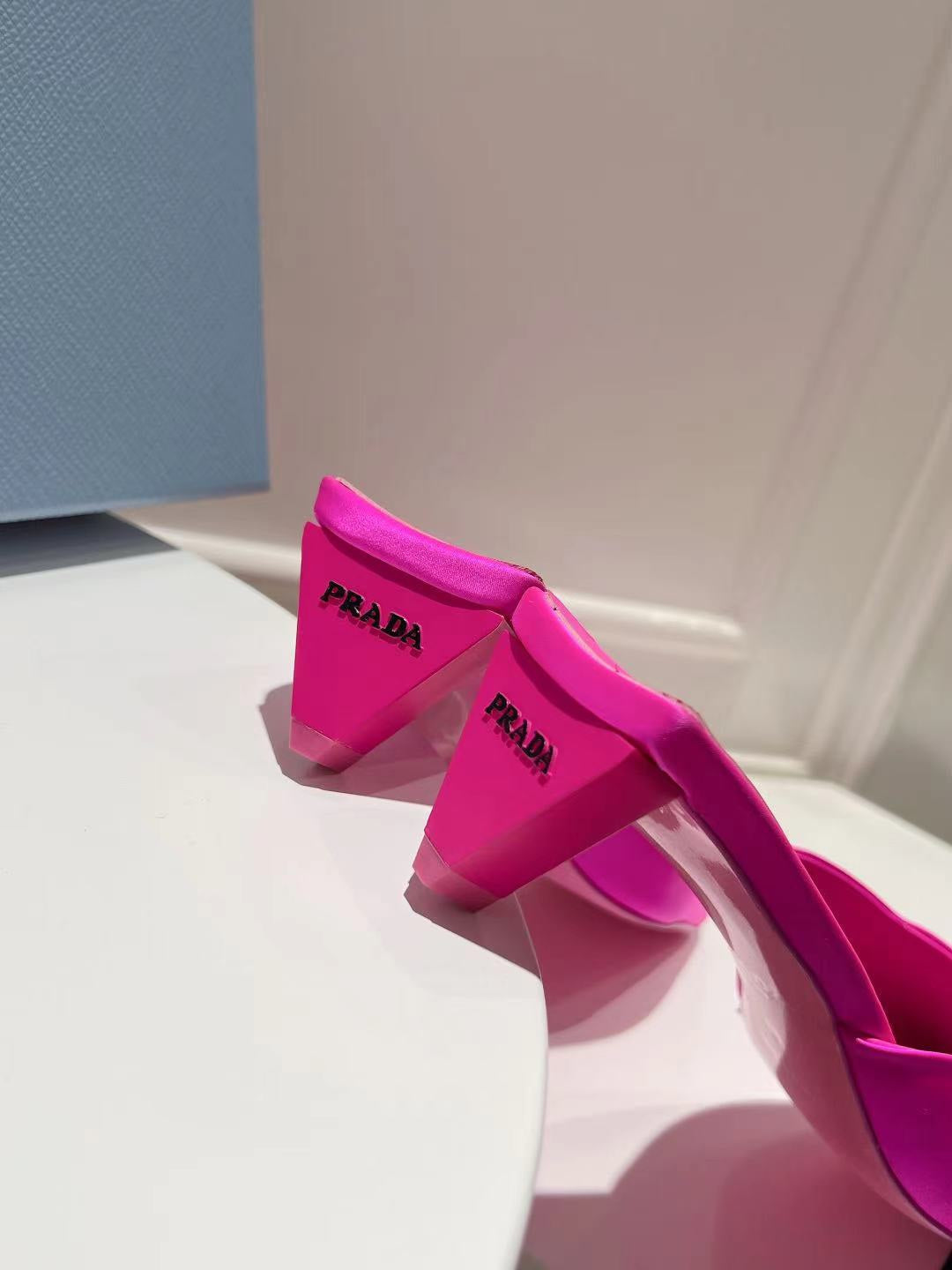 PRA SQUARE TOE MULES BRIGHT PINK SATIN