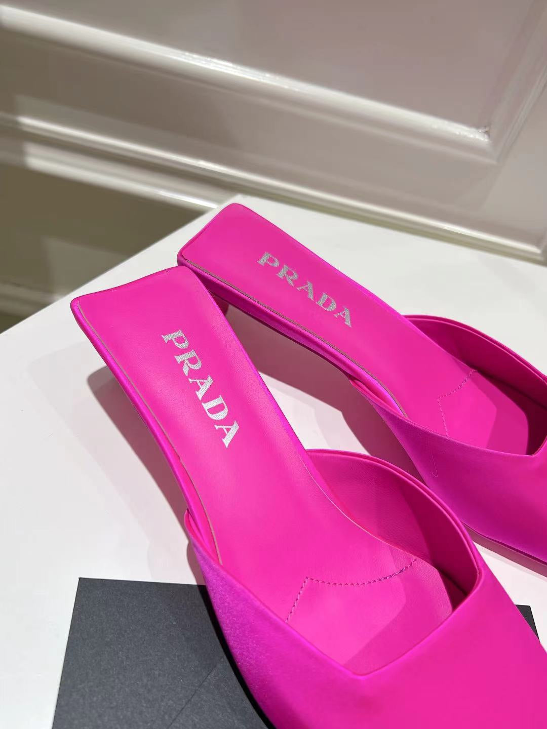 PRA SQUARE TOE MULES BRIGHT PINK SATIN