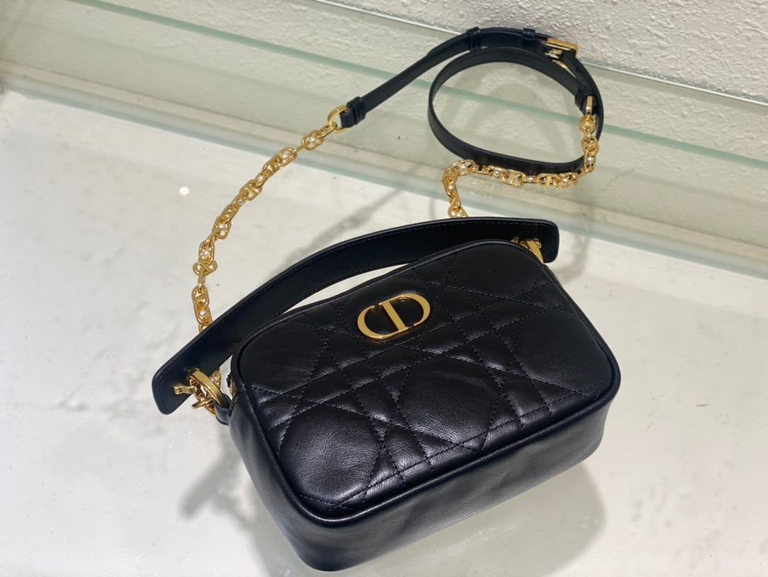 CARO BOX BAG 19 IN BLACK QUILTED MACROCANNAGE CALFSKIN