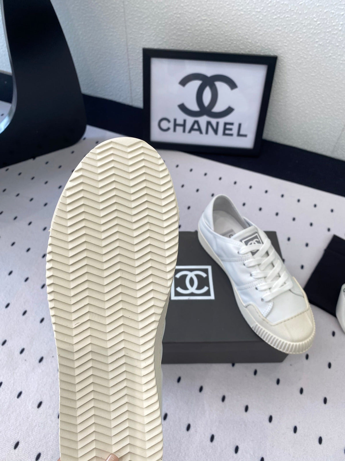 CASUAL SHOES IN WHITE LAMBSKIN