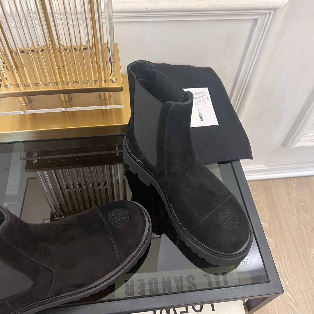 ANKLE BOOTS 4.5 CM IN BLACK LAMB SUEDE