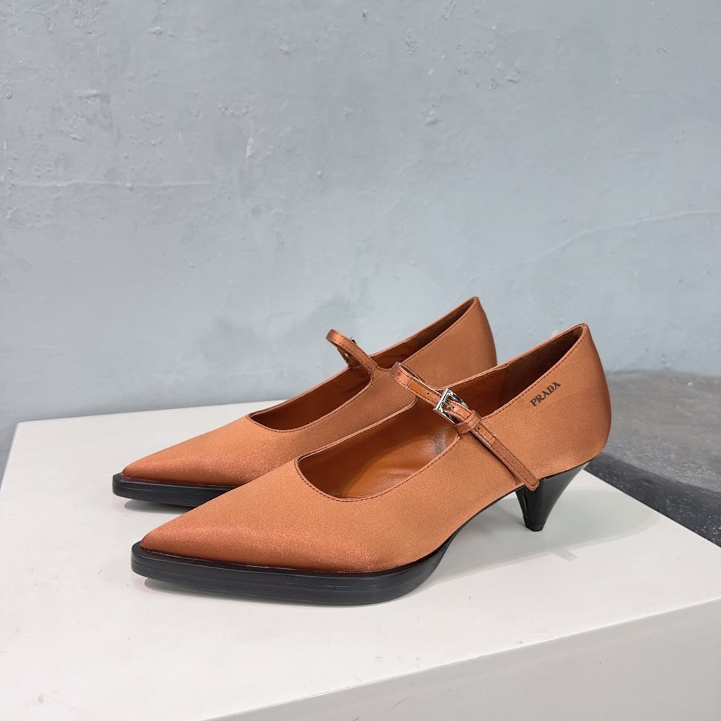 POINTED TOE MEDIUM HEEL PUMPS IN BURNT ORANGE SILK