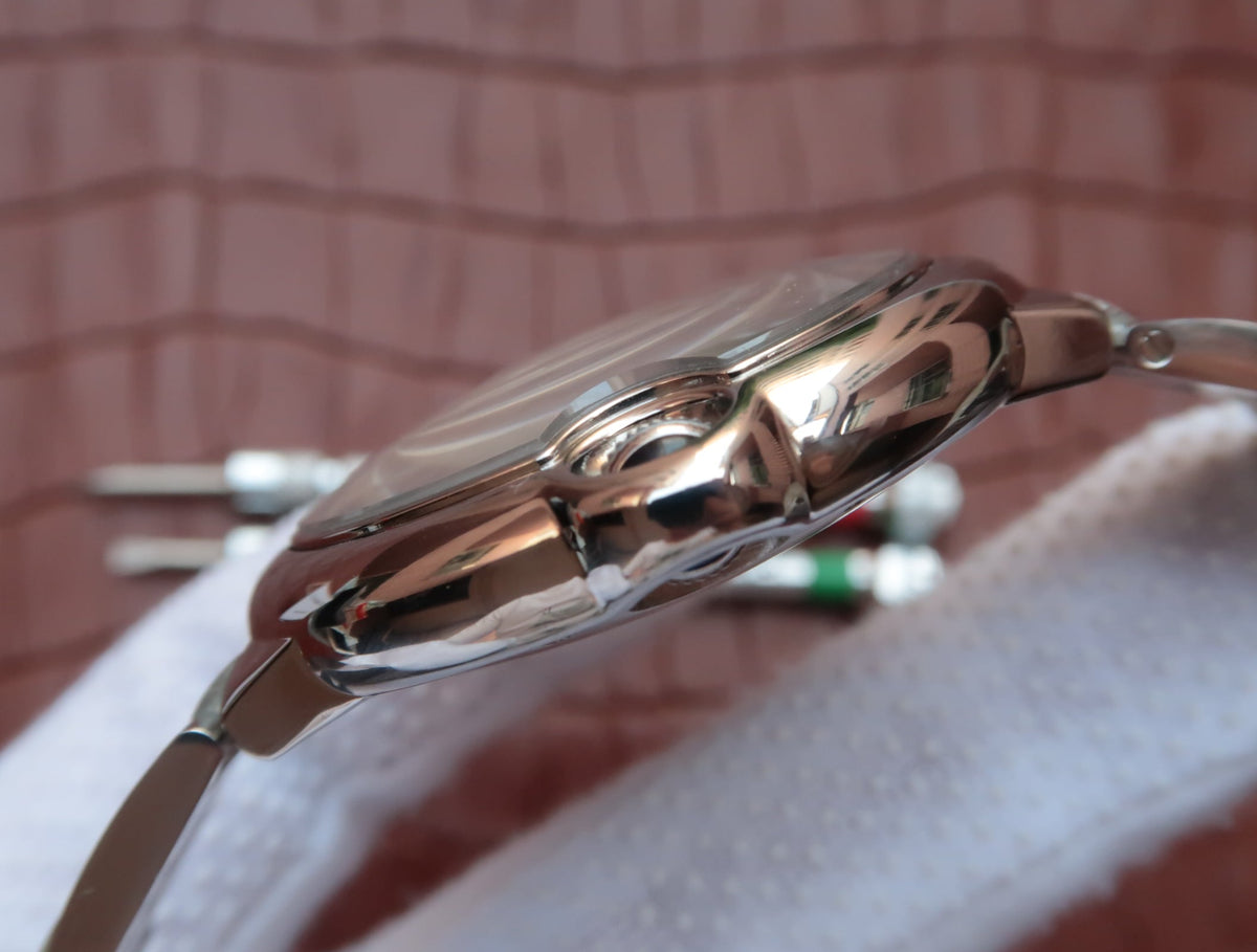 BALLON BLEU DATE 42 SILVER DIAL DIAMOND NUMERALS