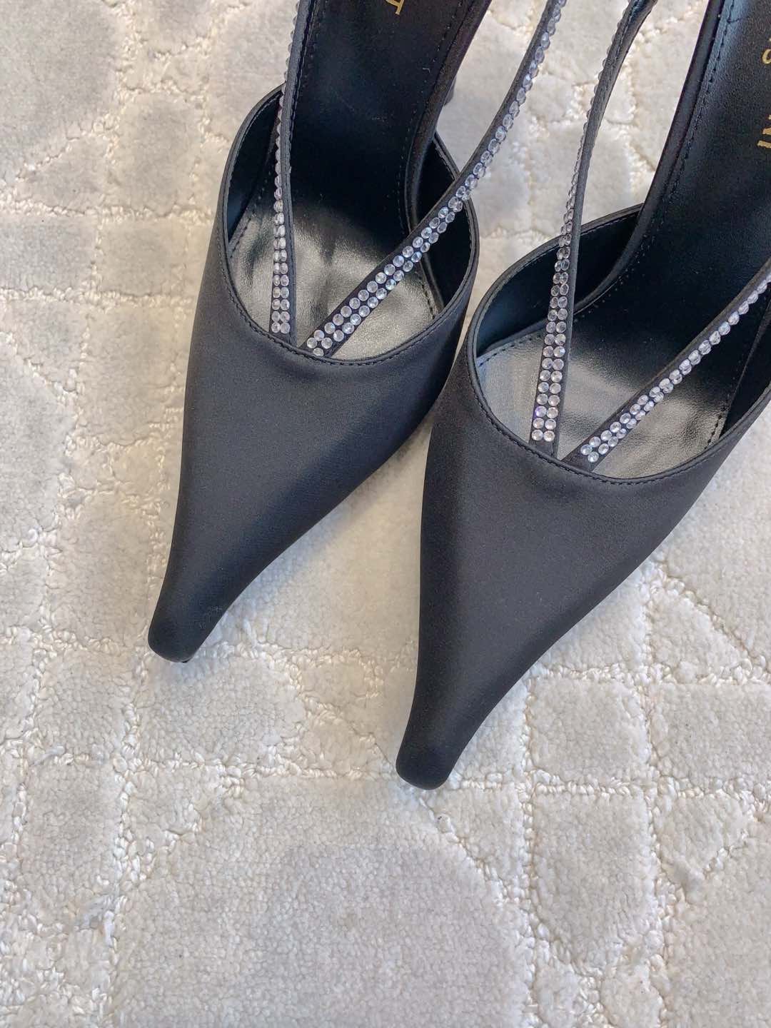 AMANDA SLINGBACK PUMPS IN BLACK SILK WITH RHINESTONES