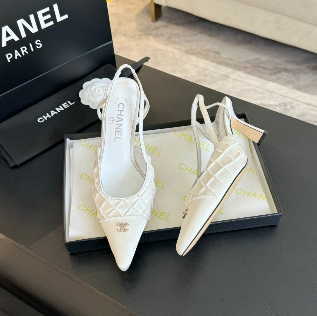 POINTED SLINGBACK MID HEELS WHITE LAMBSKIN