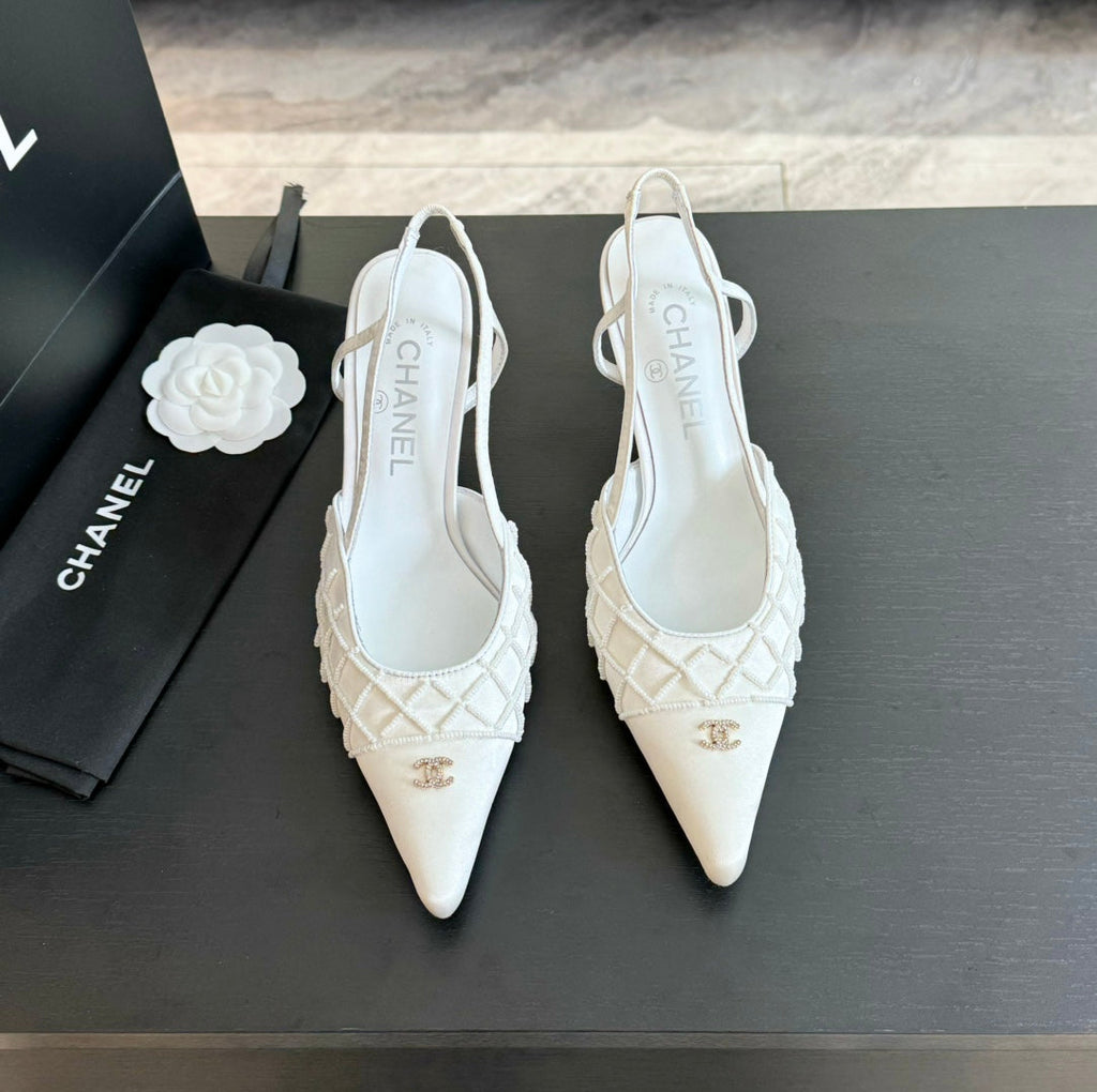 POINTED SLINGBACK MID HEELS WHITE LAMBSKIN