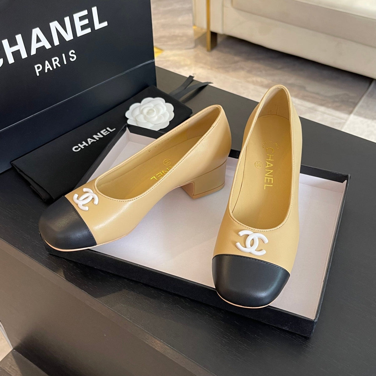PUMP DARK CREAM MIX BLACK CALFSKIN