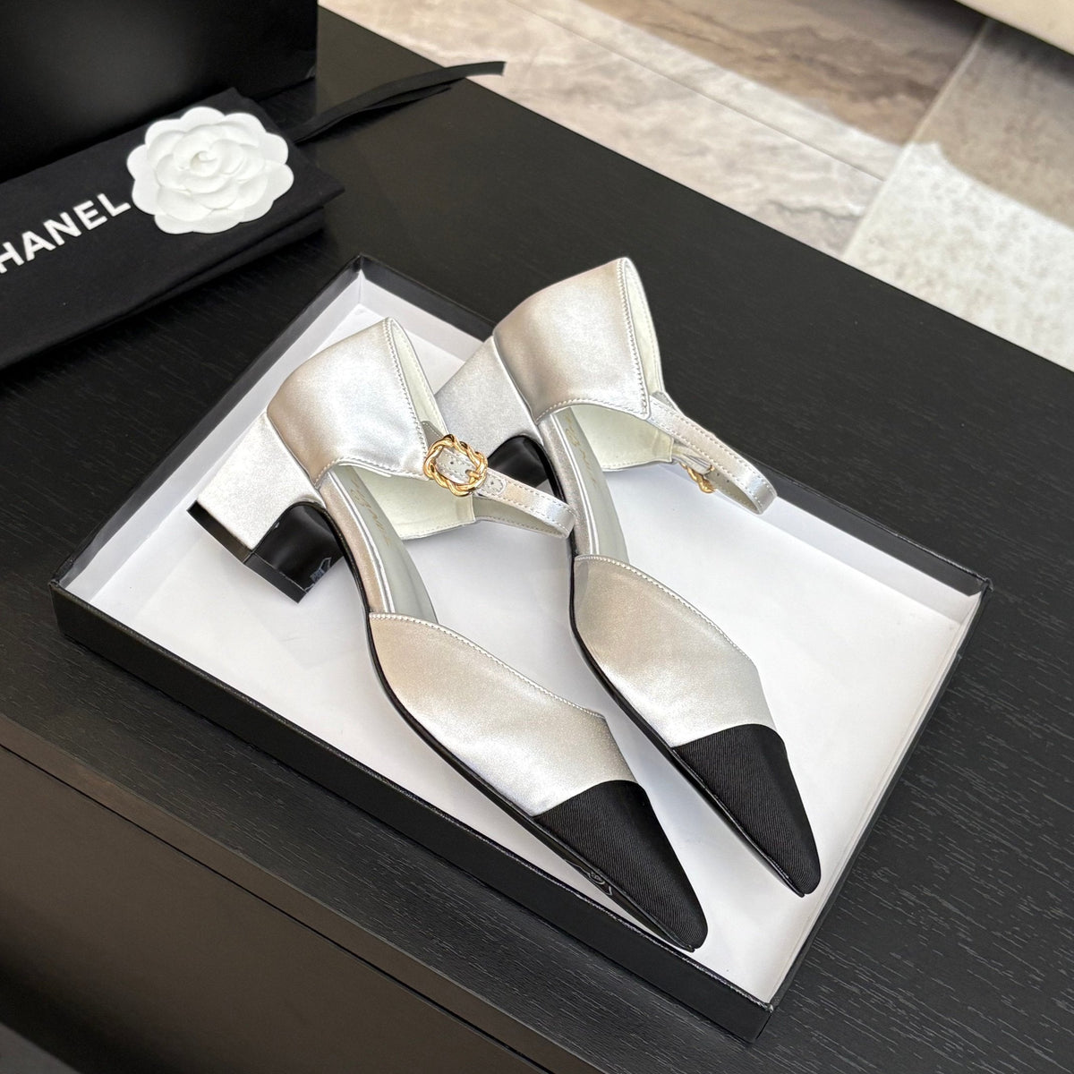 BLOCK HEEL SLINGBACKS IN SILVER MIX BLACK SILK FABRIC