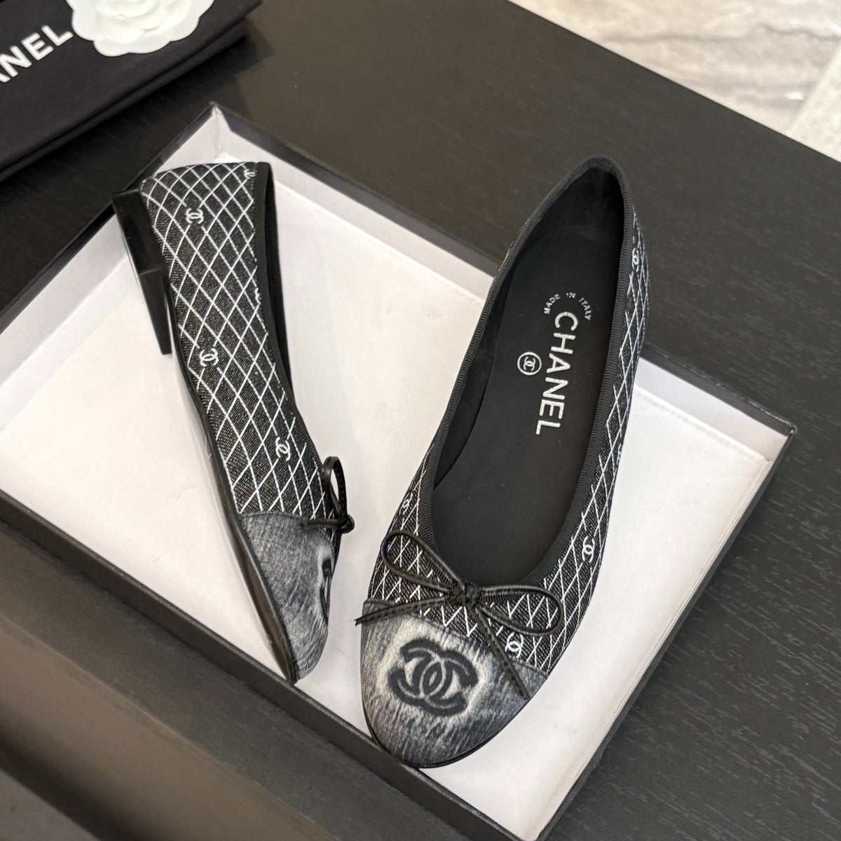 BALLET FLATS IN CHARCOAL BLACK MONOGRAM DENIM