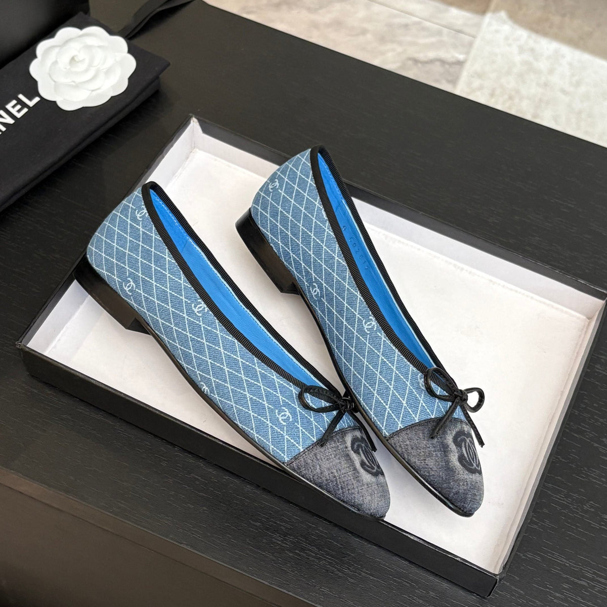 BALLET FLATS IN LIGHT BLUE MIX BLACK MONOGRAM DENIM