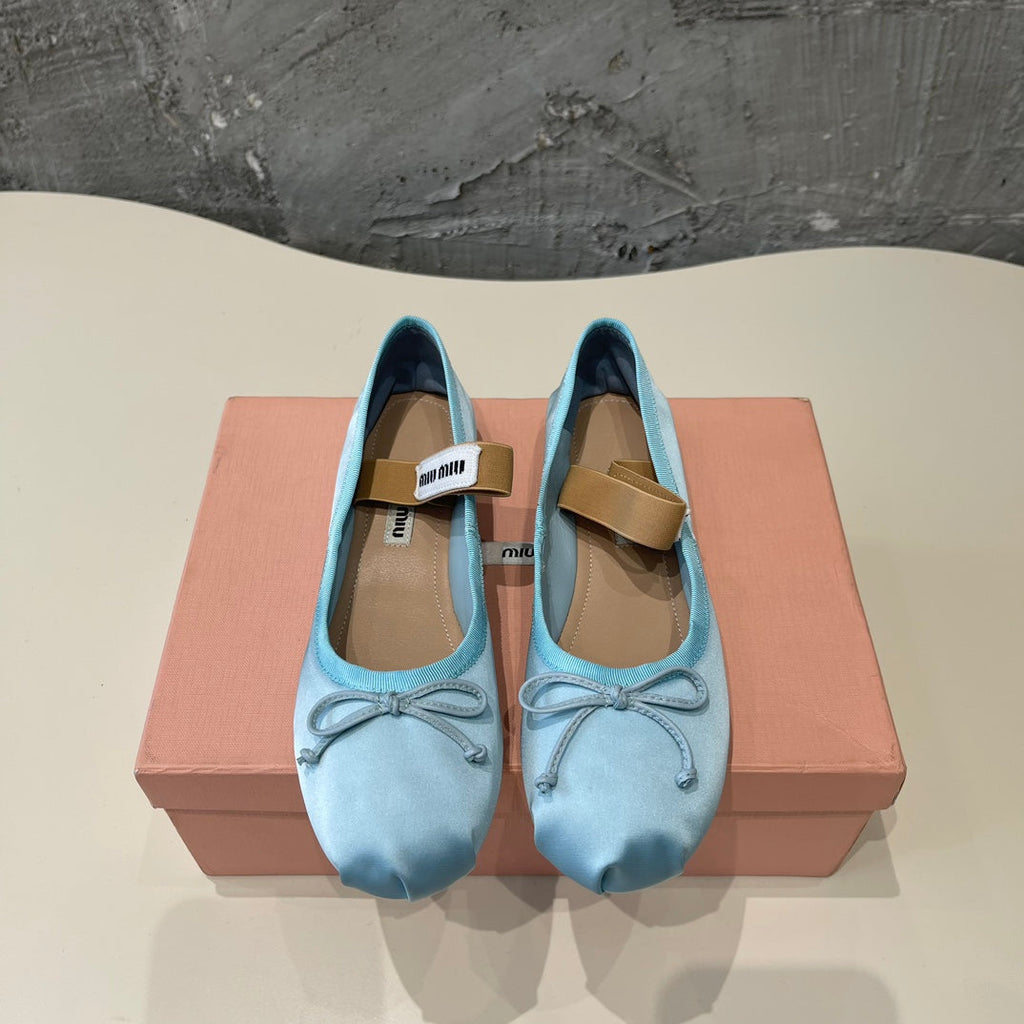 BALLET FLAT SHOES LIGHT BLUE GLOSSY SHEEPSKIN