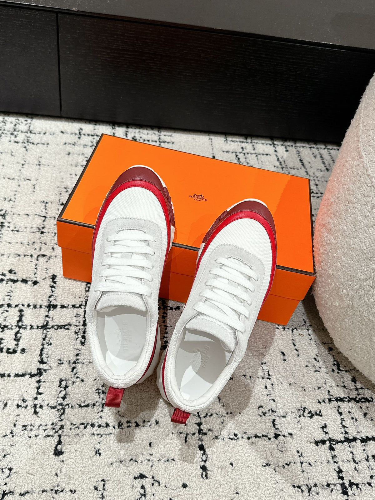 BOUNCING SNEAKER IN WINE RED CALFSKIN AND WHITE FABRIC