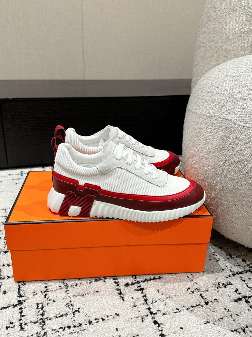 BOUNCING SNEAKER IN WINE RED CALFSKIN AND WHITE FABRIC