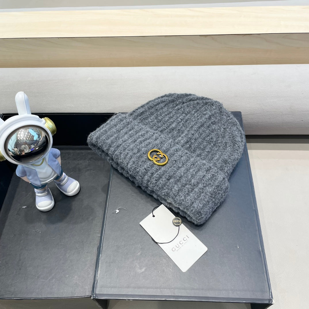 BEANIE HAT IN SHARK GRAY WOOL 434958