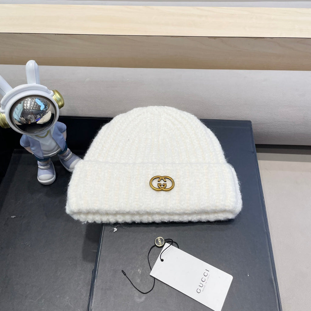 BEANIE HAT IN WHITE WOOL 434957
