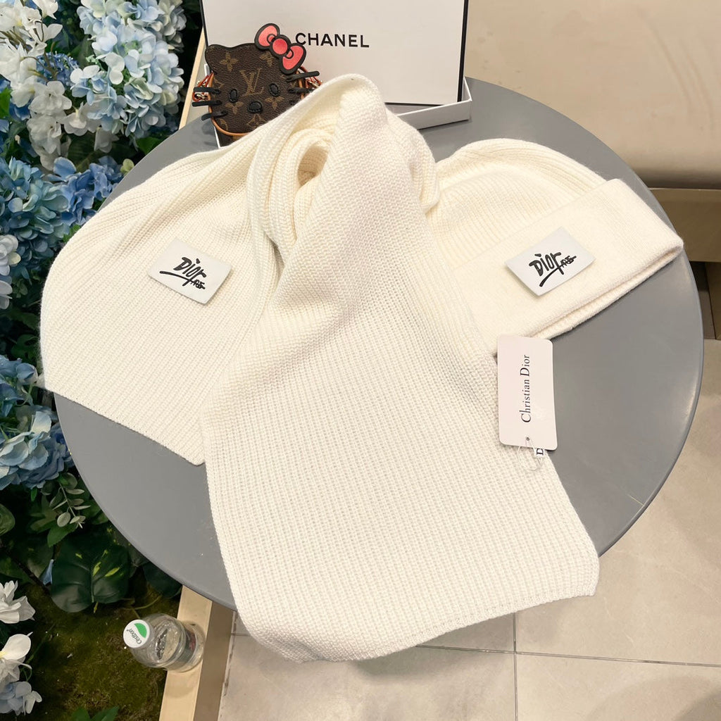 SET CLASSIC SCARF AND HAT IN WHITE RABBIT WOOL 434624