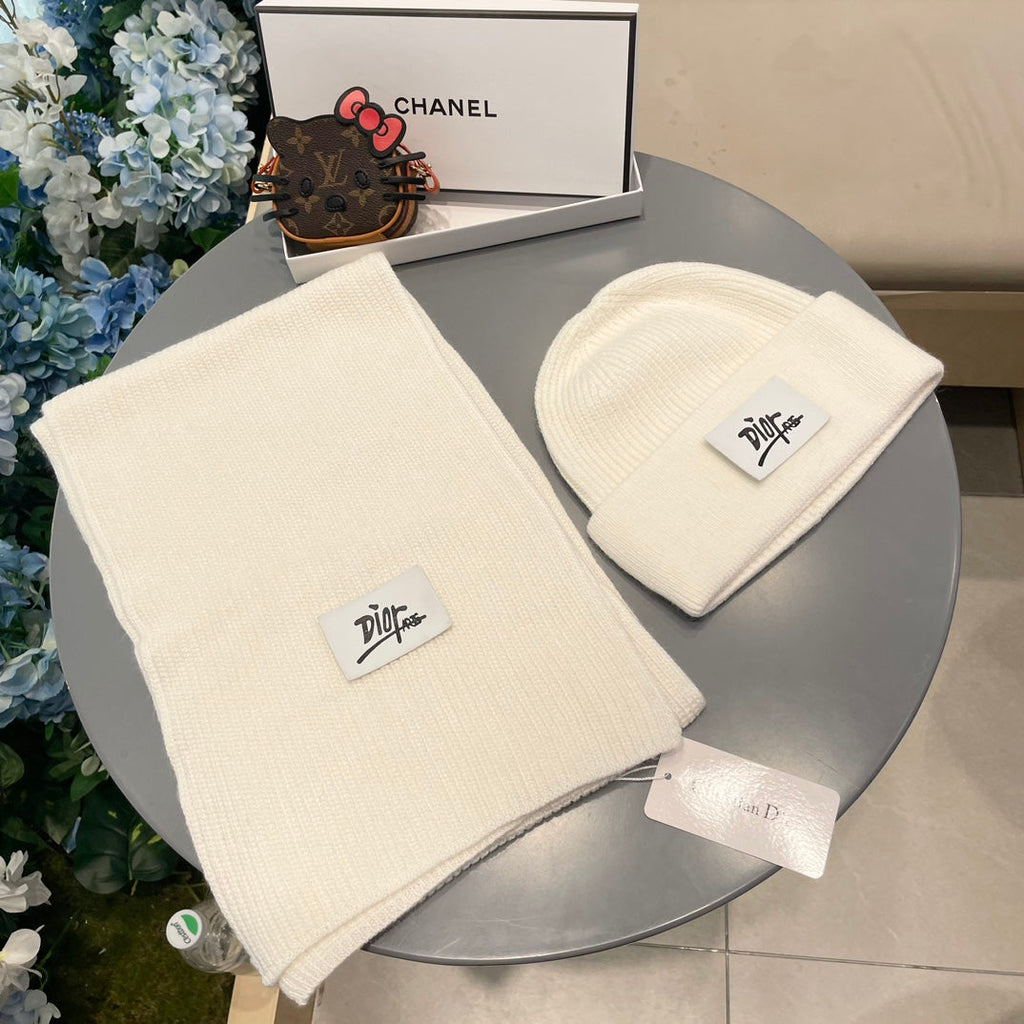SET CLASSIC SCARF AND HAT IN WHITE RABBIT WOOL 434624