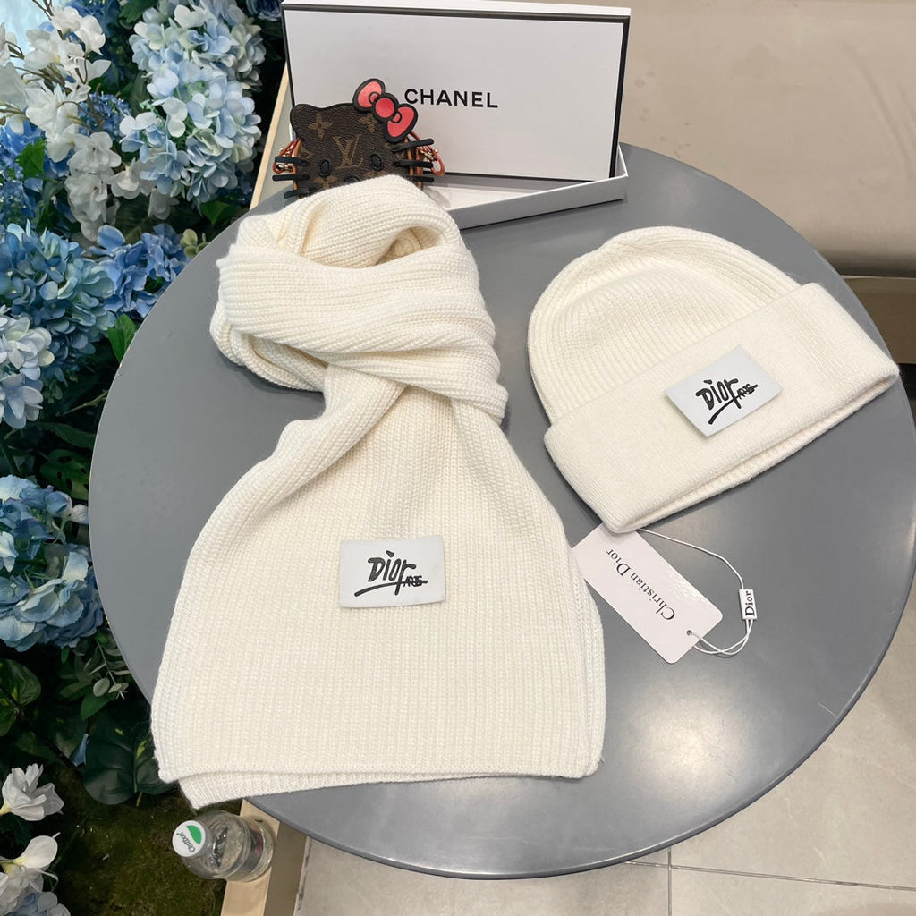 SET CLASSIC SCARF AND HAT IN WHITE RABBIT WOOL 434624