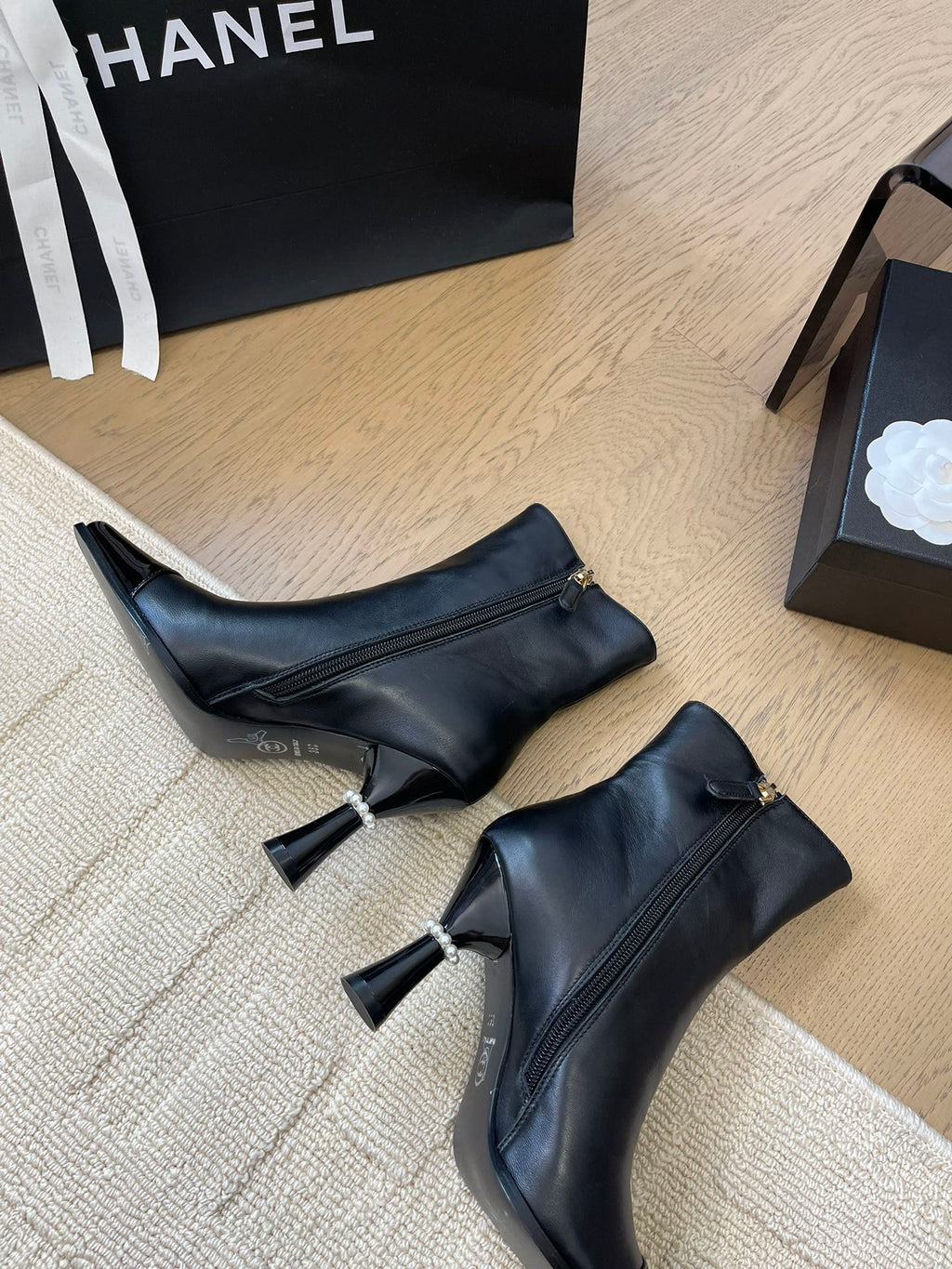 BONGADE BOOTS IN BLACK CALFSKIN
