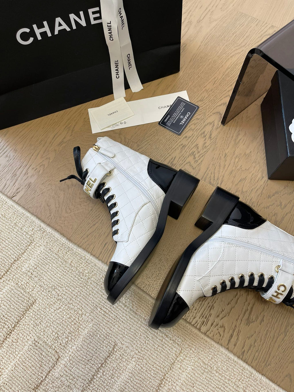ALPHABET MARTIN BOOTS IN WHITE LAMBSKIN