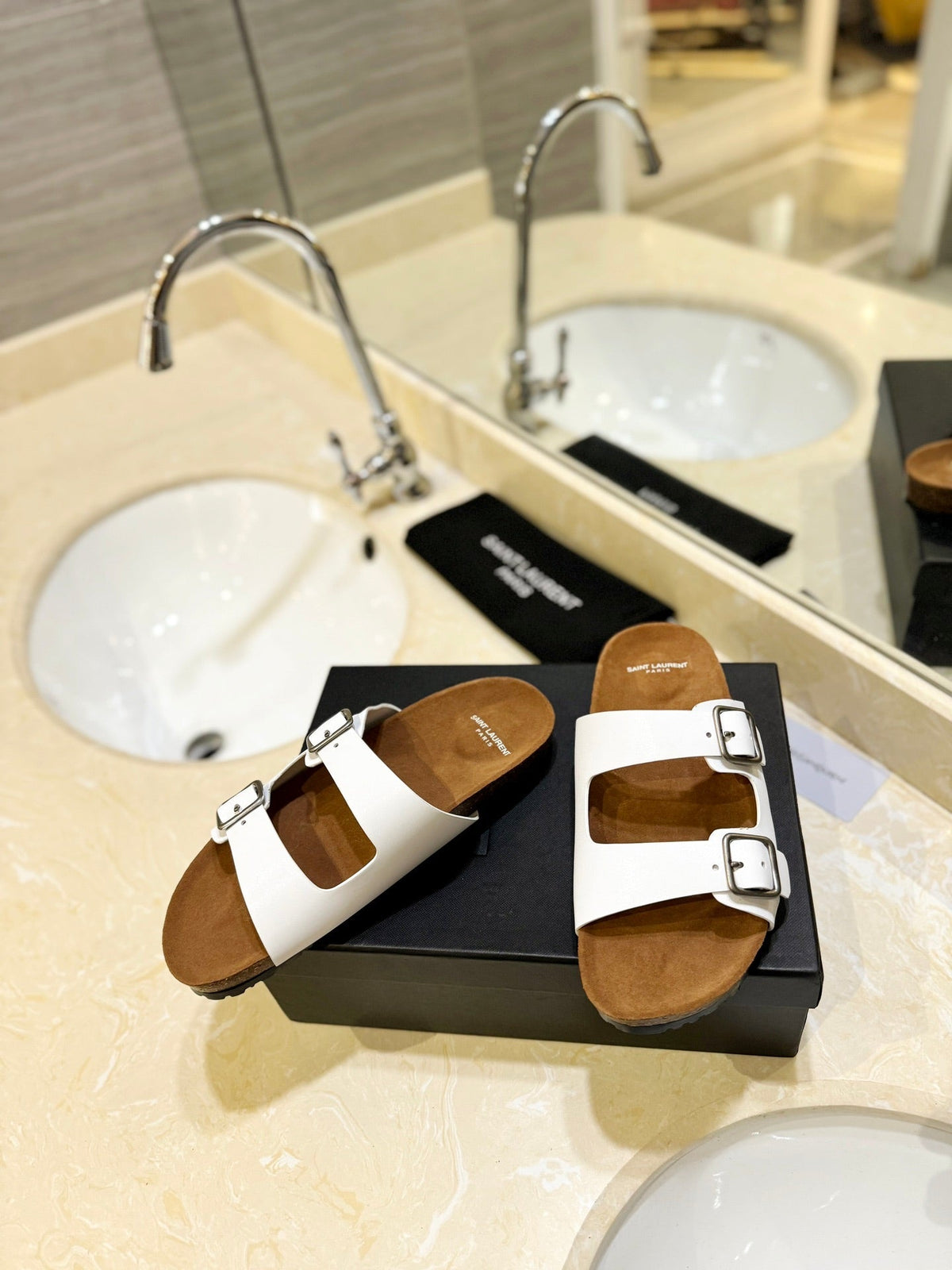 SL Flat Sandal Women Brown Seude White Calfskin