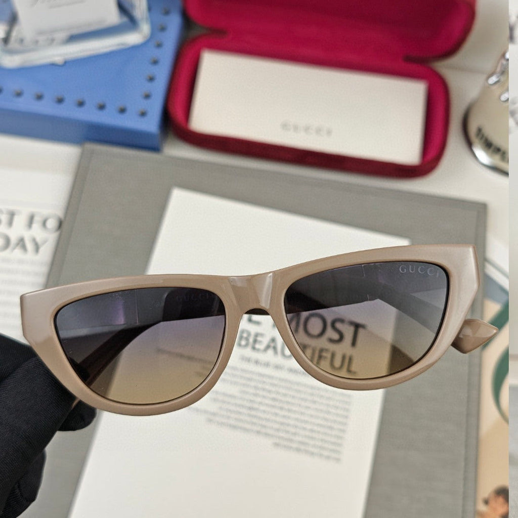 CAT-EYE FRAME SUNGLASSES 55132 IN ACETATE