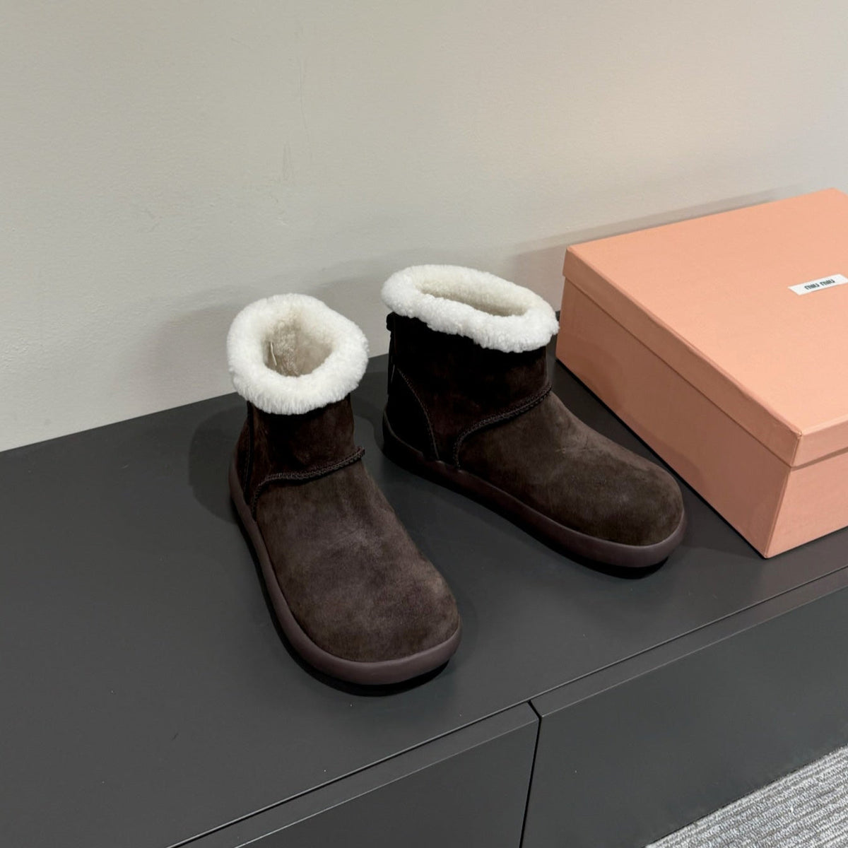 ANKLE BOOTS IN DARK CHOCOLATE SUEDE AND FLEECE LINING