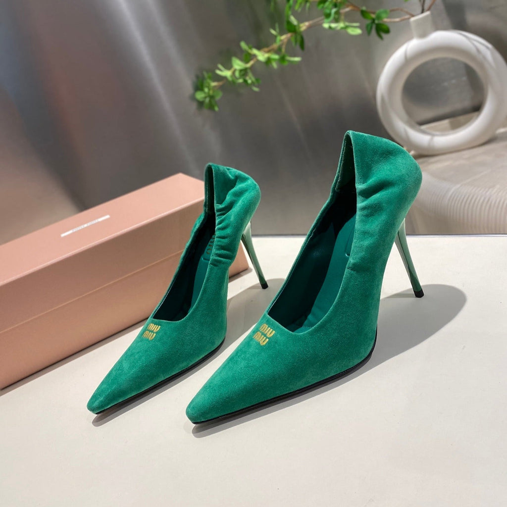 POINTED-TOE HIGH HEEL PUMPS IN GREEN SUEDE