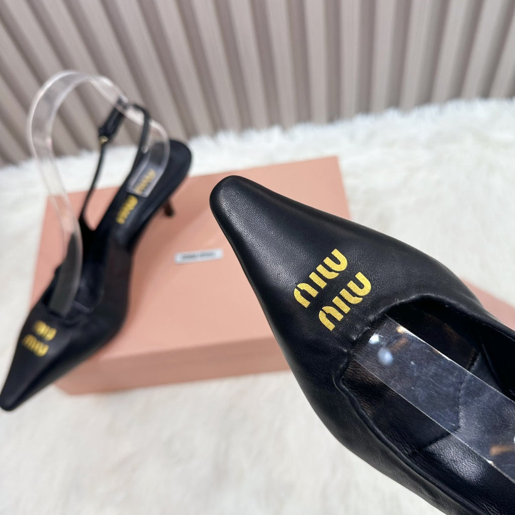 POINTED-TOE SLINGBACK IN BLACK LAMBSKIN