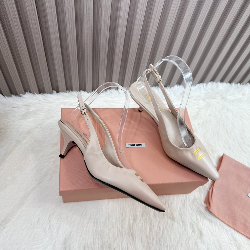 POINTED-TOE SLINGBACK IN BEIGE LAMBSKIN