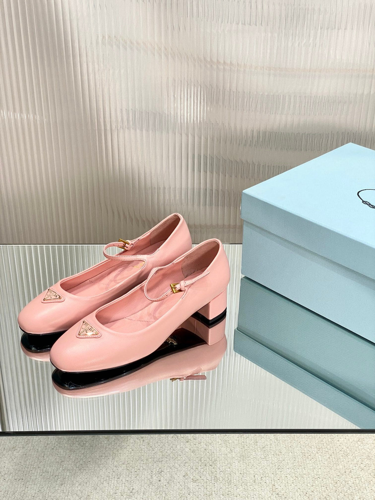 PRA NAPPA MARY JANE PUMPS LIGHT PINK LAMBSKIN