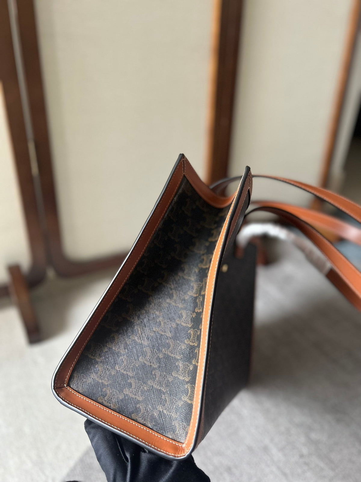 CABAS 37 IN BLACK TRIOMPHE CANVAS AND BRONZE BROWN CALFSKIN TRIM GOLD LOCK