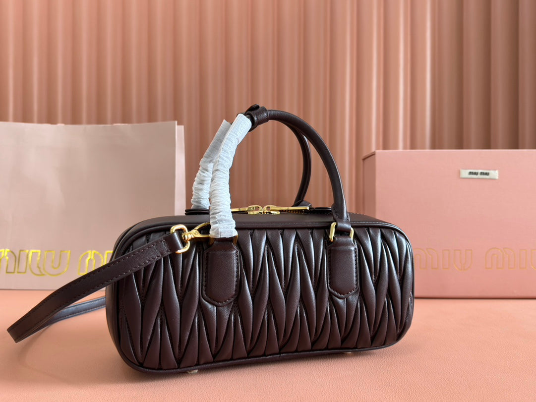 ARCADIE MATELASSÉ BAG 27 IN CONGO BROWN CALFSKIN GOLD HARDWARE